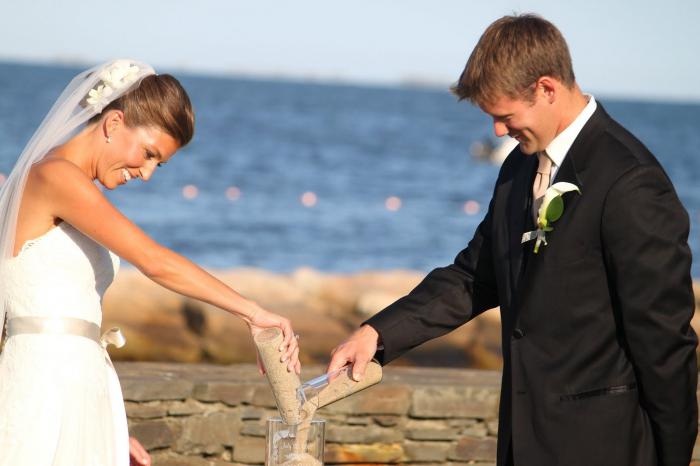 결혼식 사진에 모래 의식